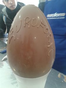 uova euroform- uova di cioccolato-food-alunni